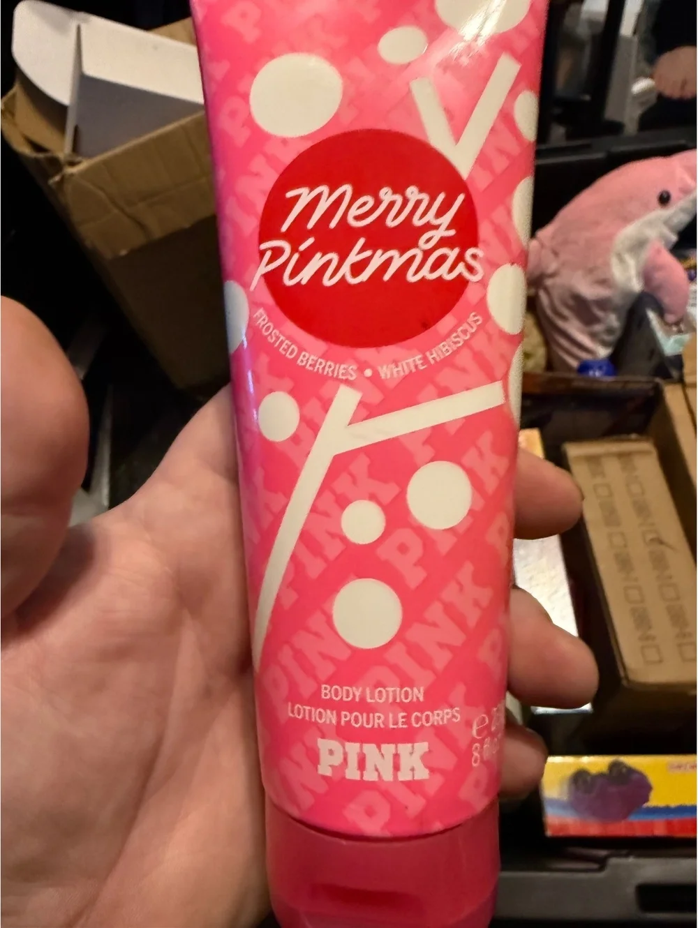 PINK Merry Pintmas Frosted Berries & White Hibiscus Body Lotion
